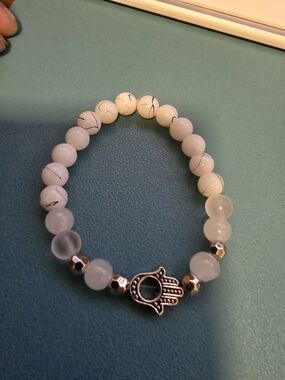 Handmade Hamsa Glass Bead Stretch Bracelet in White